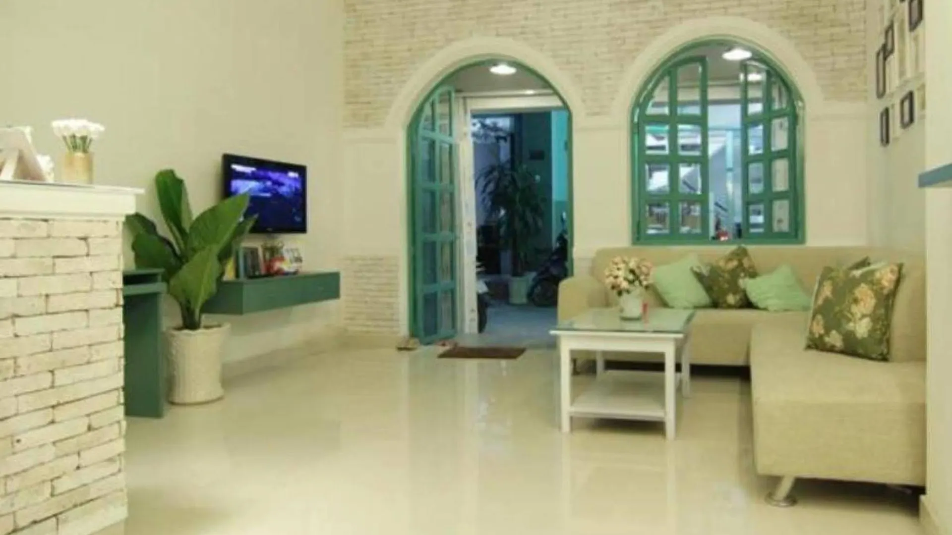 הו צ'י מין סיטי Lily Hostel לינה וארוחת בוקר